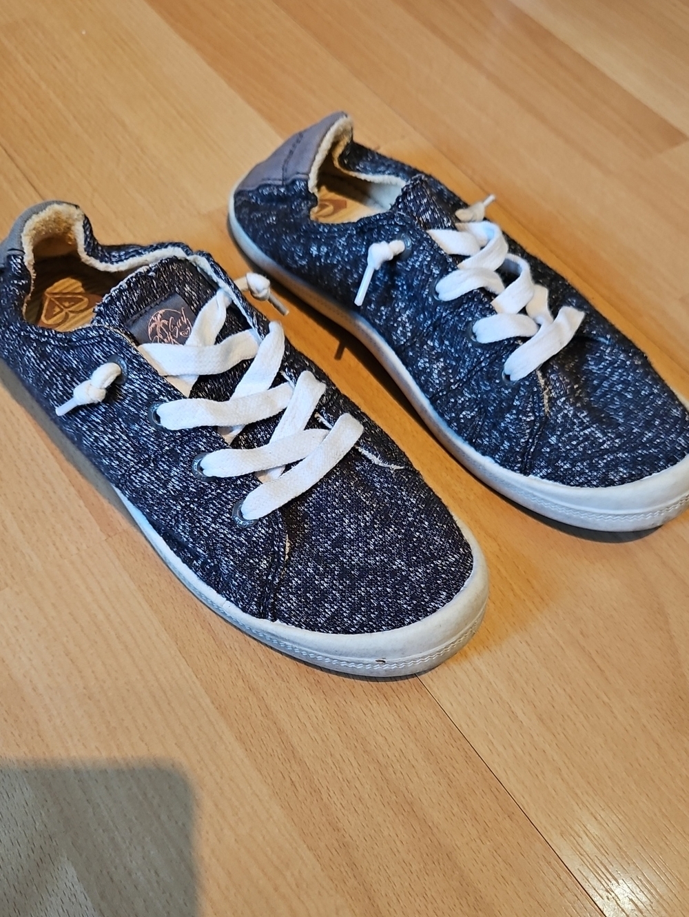 Roxy Bayshore III Denim-Look Navy Slip On Sneakers with White Laces Size 9.5